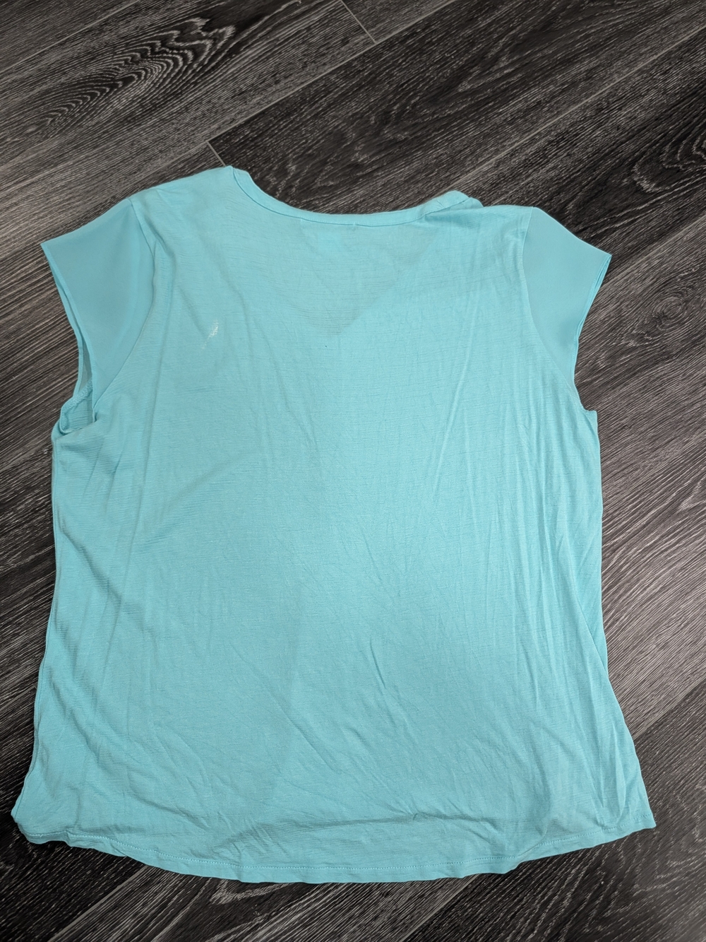 Liz Claiborne Aqua V-Neck Short Sleeve Top - Picture 4 of 11